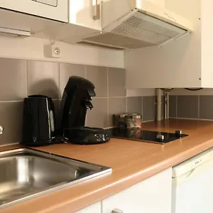 405 - Sejour Romantique Dans Un De 5 - Flat-guest Appartamento